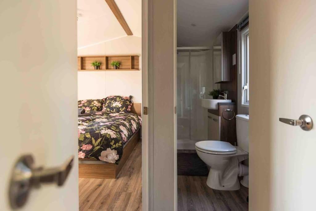6-Persoons Chalet In Voorthuizen Op De Veluwe Villa Kültér fotó